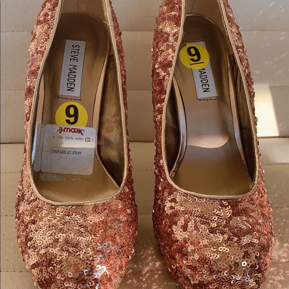 NWT Steve Madden pumps